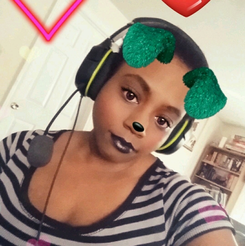 Meet your Posher, Destiney